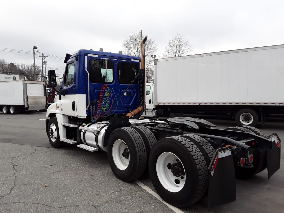 2019 Freightliner/Mercedes CASCADIA 125 808068