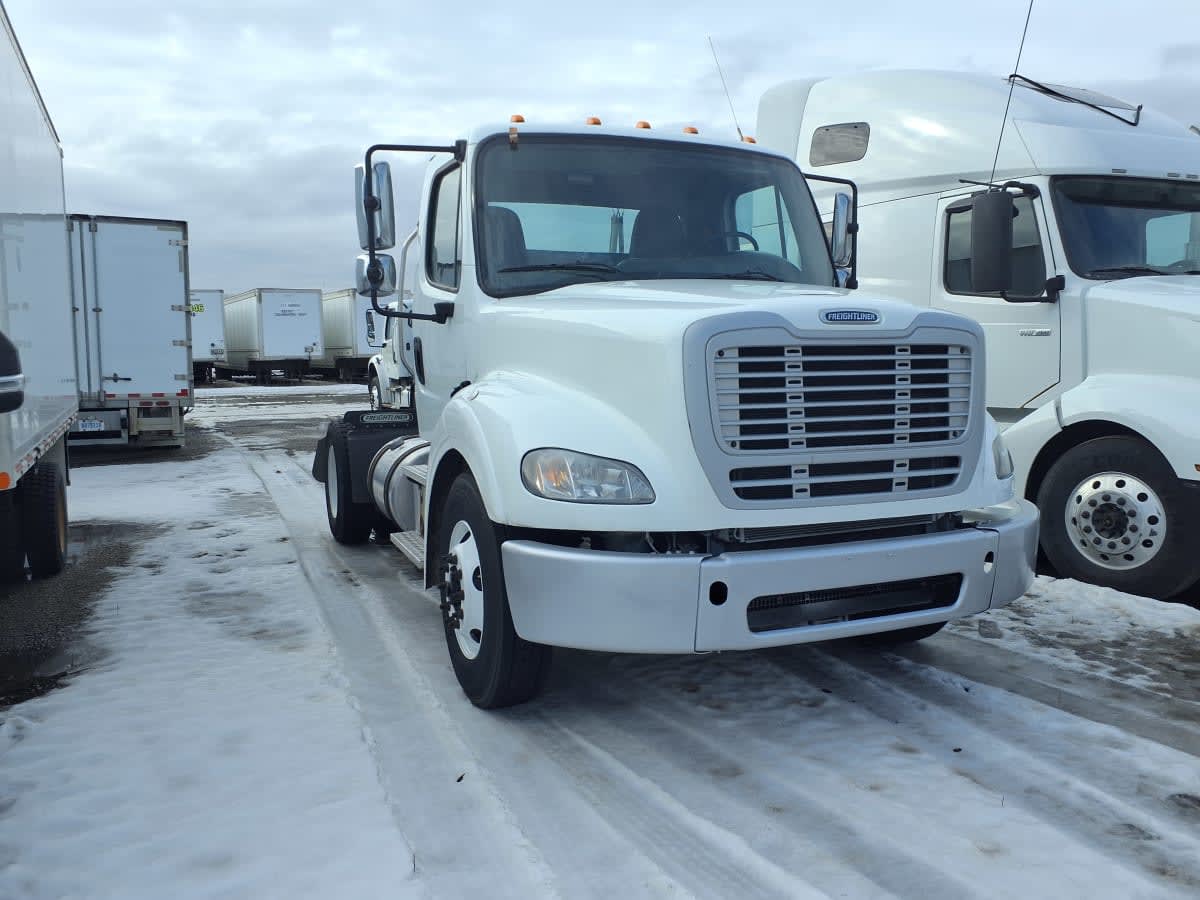 2019 Freightliner M2 112 - image 3