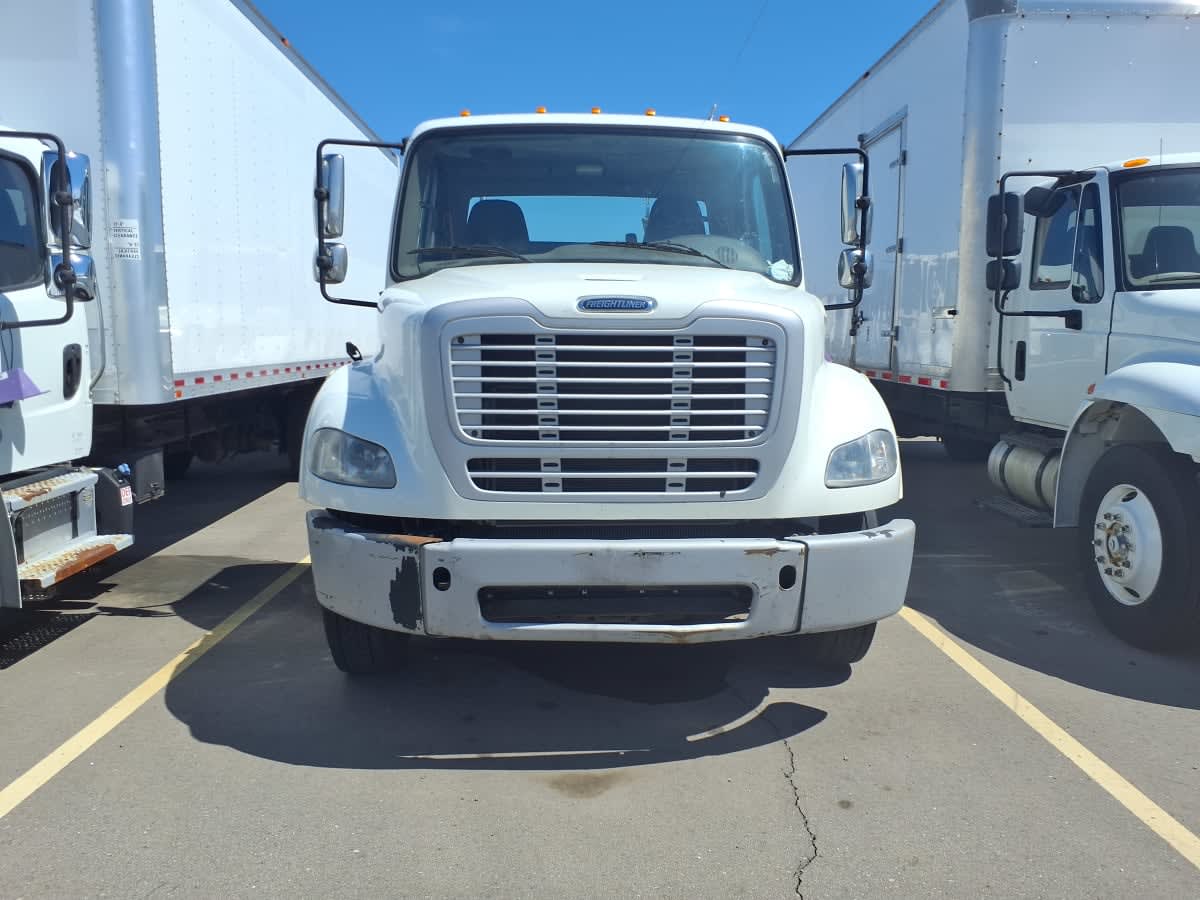 2019 Freightliner M2 112 - image 2