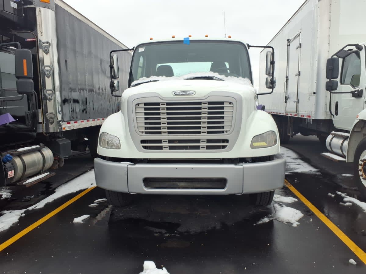 2019 Freightliner M2 112 - image 2