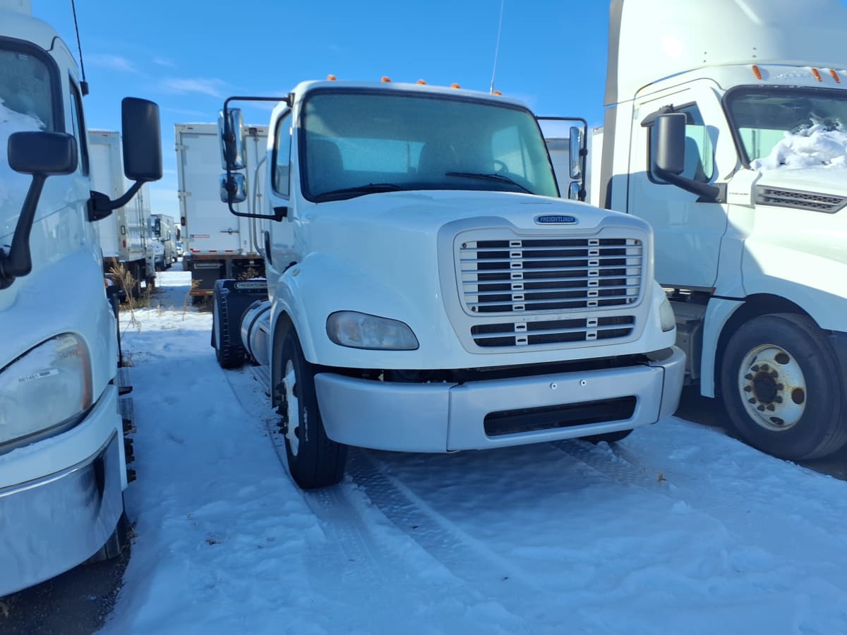2019 Freightliner M2 112 - image 3