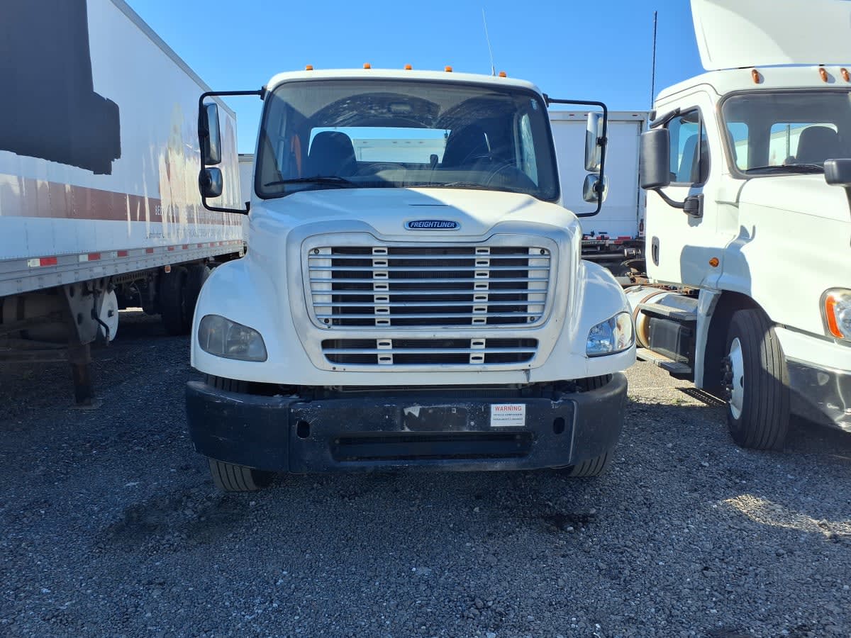 2019 Freightliner M2 112 - image 2
