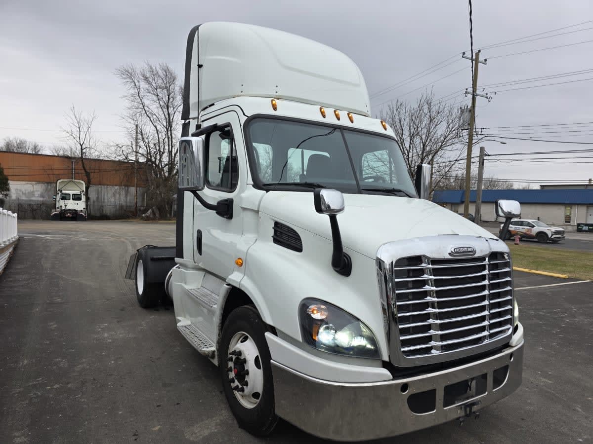 2019 Freightliner - image 3
