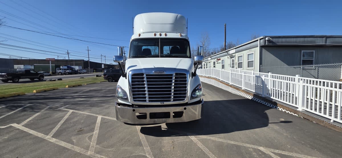 2019 Freightliner/Mercedes CASCADIA 113 808156