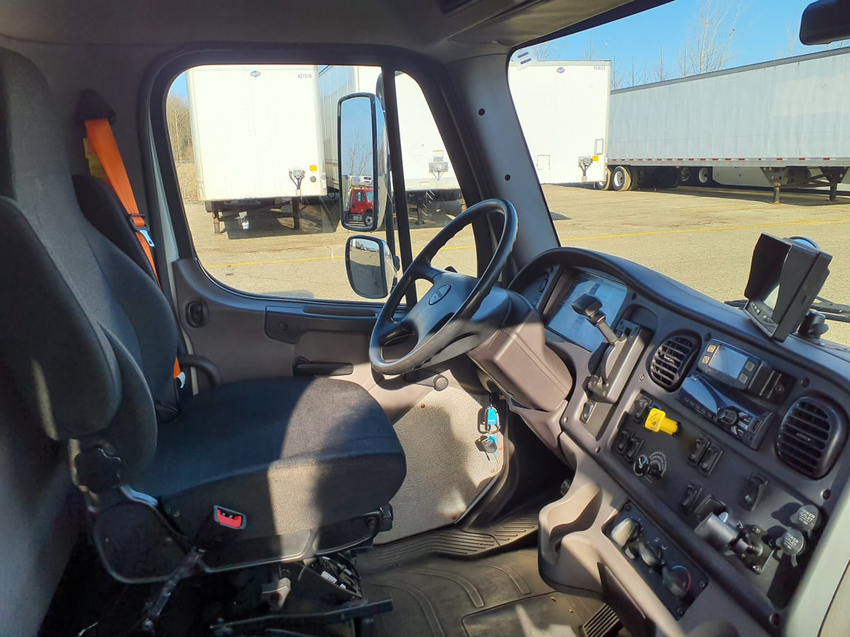 2019 Freightliner/Mercedes M2 106 808162