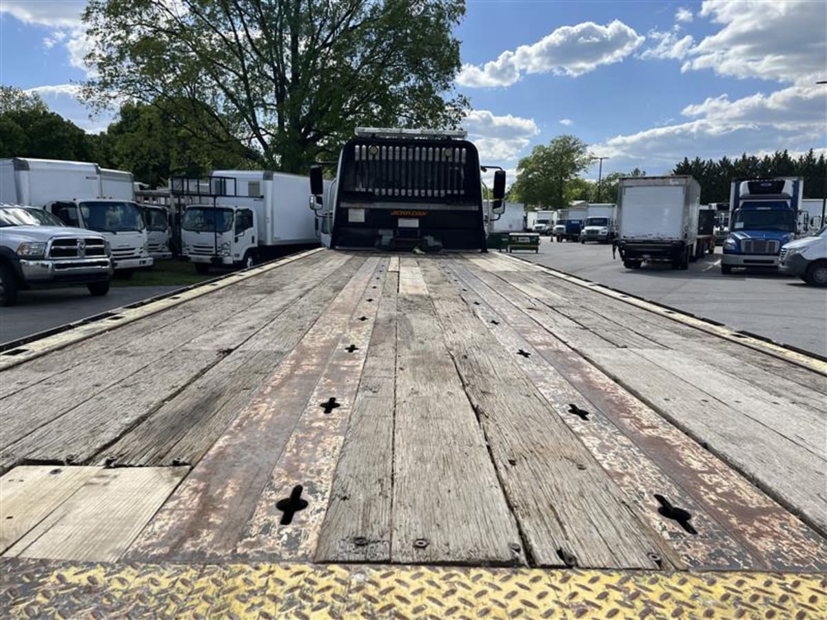 2019 Freightliner/Mercedes M2 112 808209