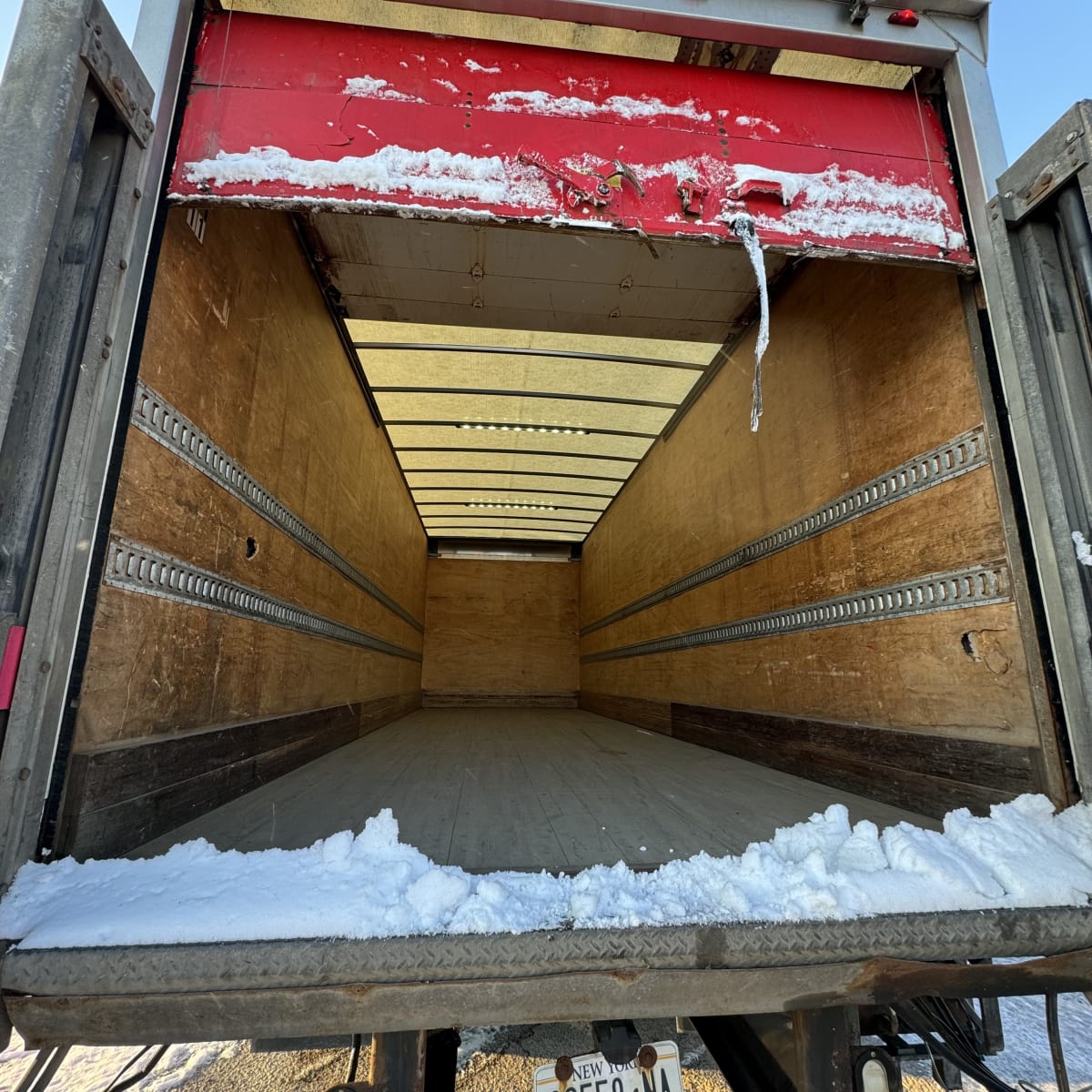 2019 Freightliner/Mercedes M2 106 808211