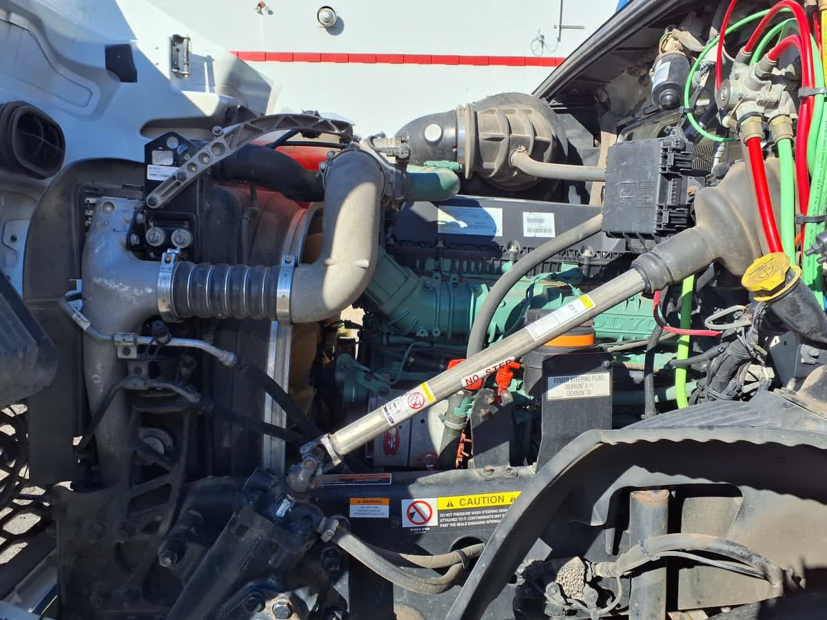 2019 Volvo VNR64T-640 808212