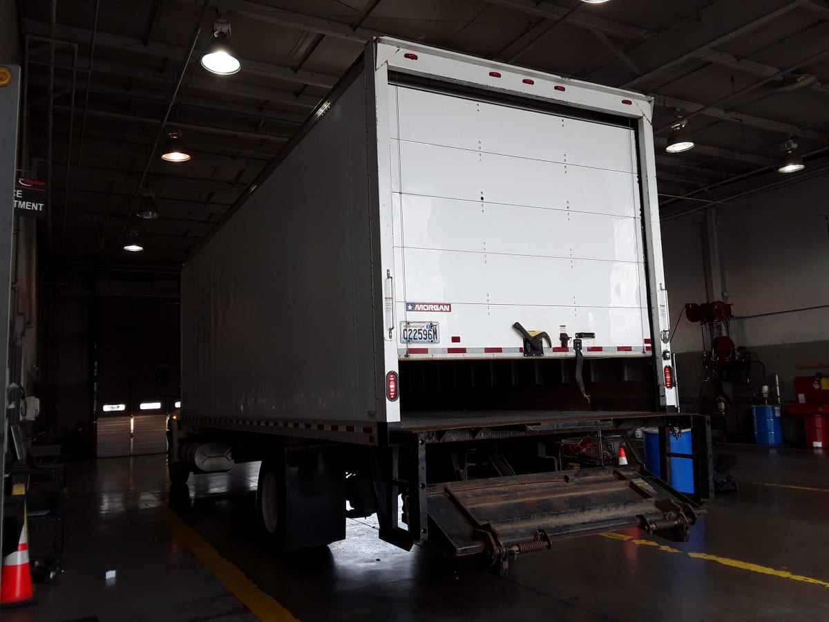 2019 Navistar International 4300 808234