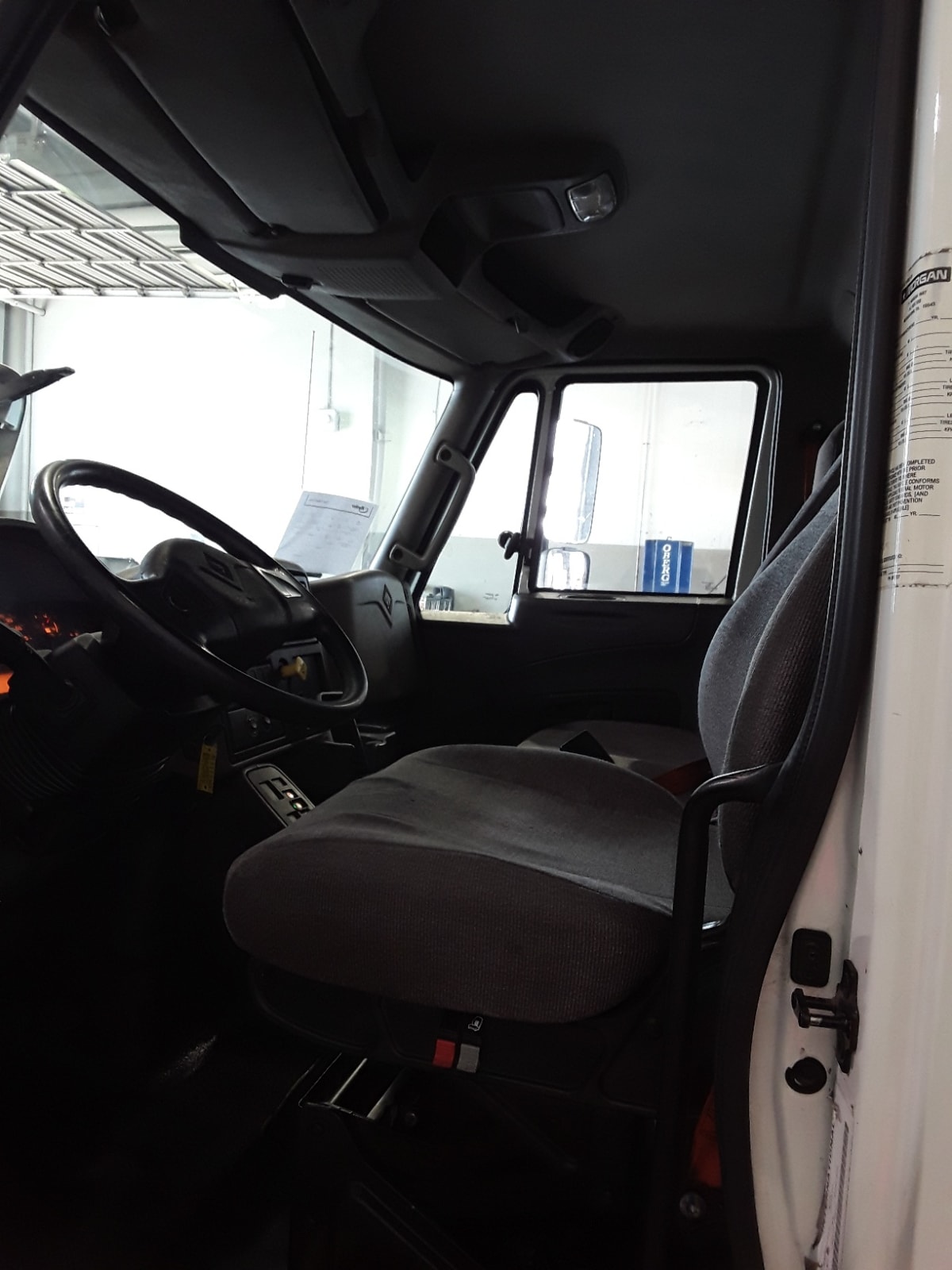 2019 Navistar International 4300 808234