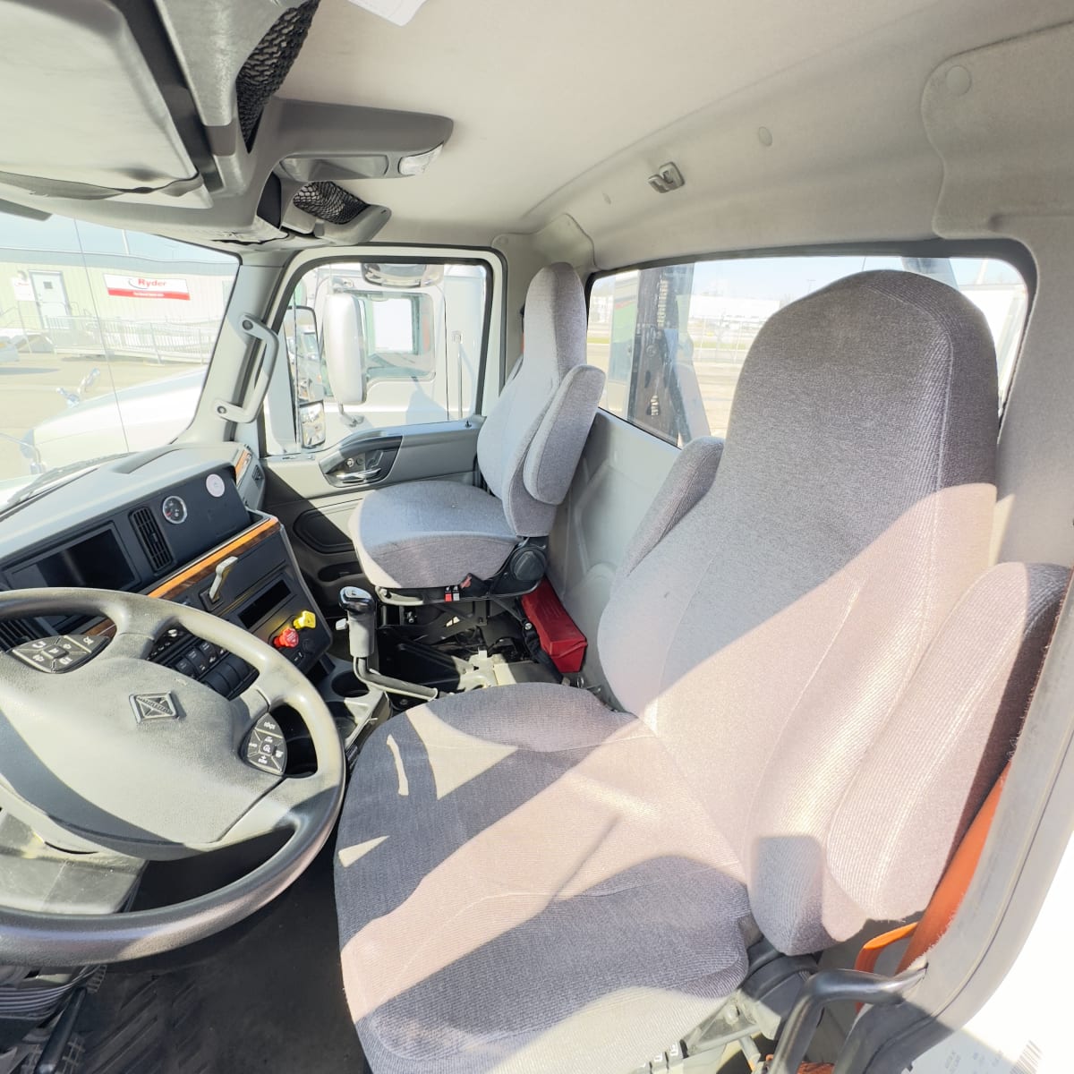 2019 Freightliner/Mercedes CASCADIA 125 808248