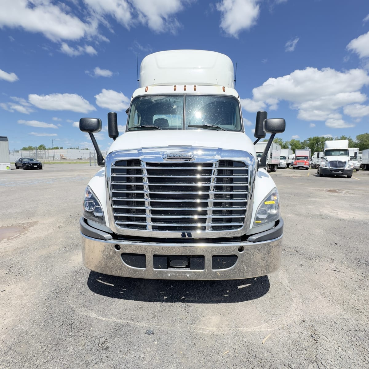 2019 Freightliner/Mercedes CASCADIA 125 808250