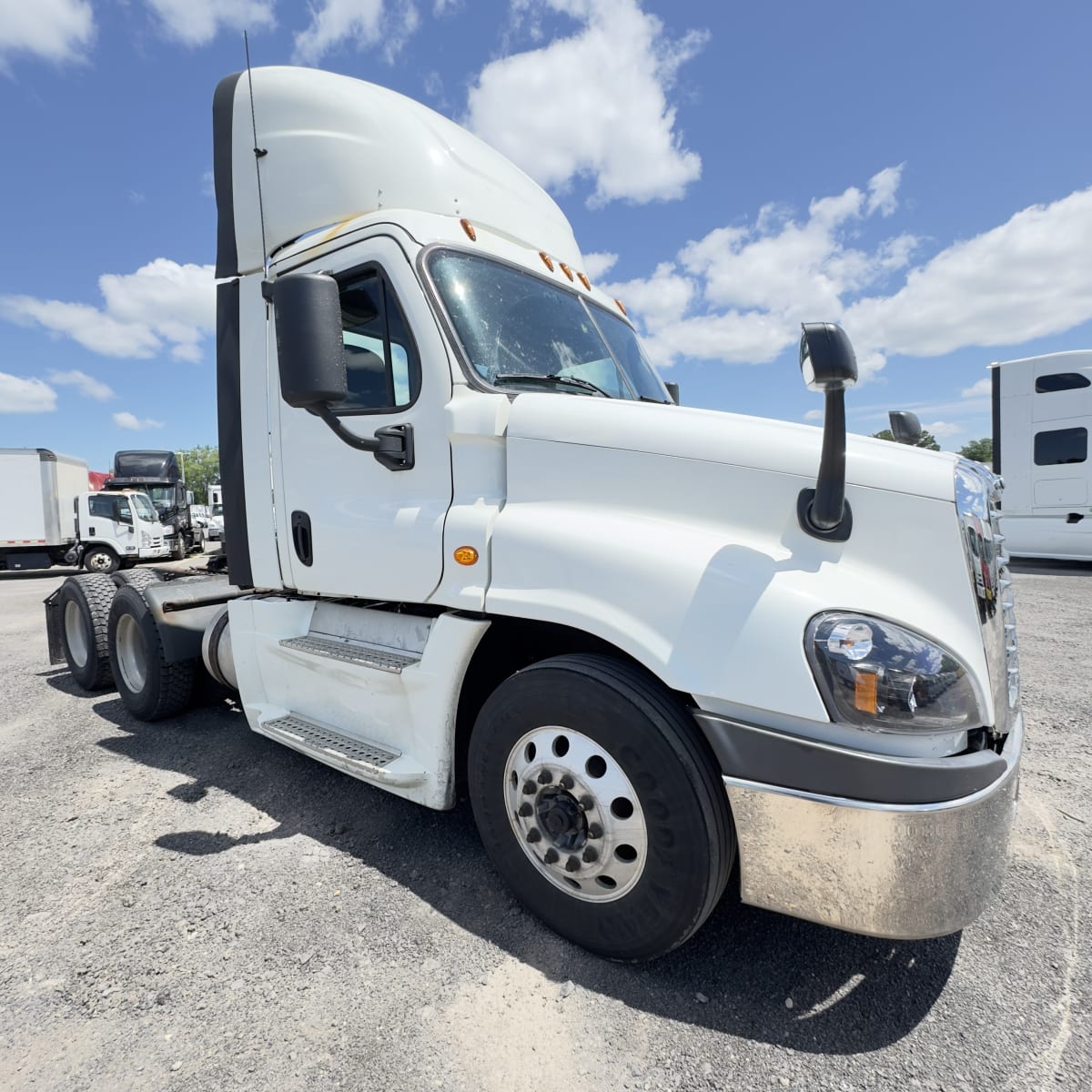 2019 Freightliner/Mercedes CASCADIA 125 808250