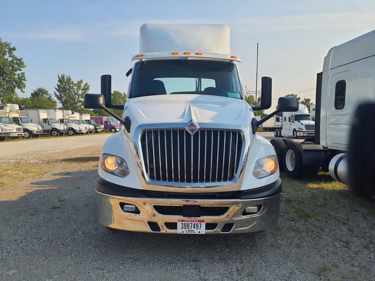 2018 International LT in Indianapolis, IN — photo 2