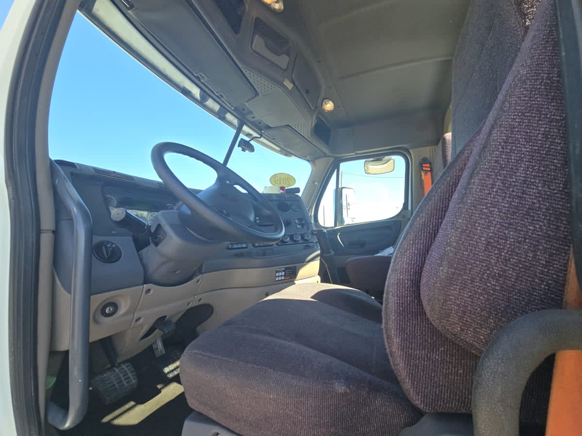 2019 Freightliner/Mercedes CASCADIA 125 808434