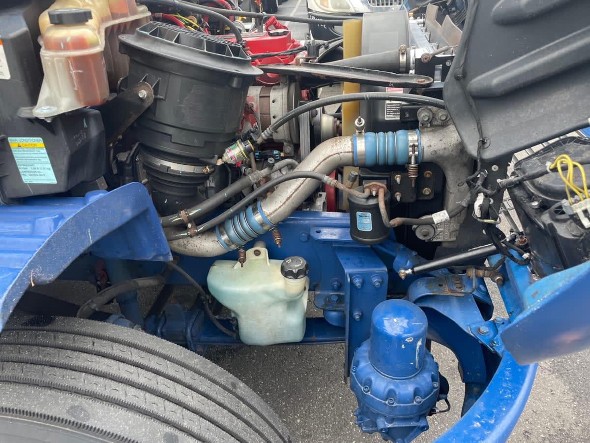 2019 Freightliner M2 106 808454