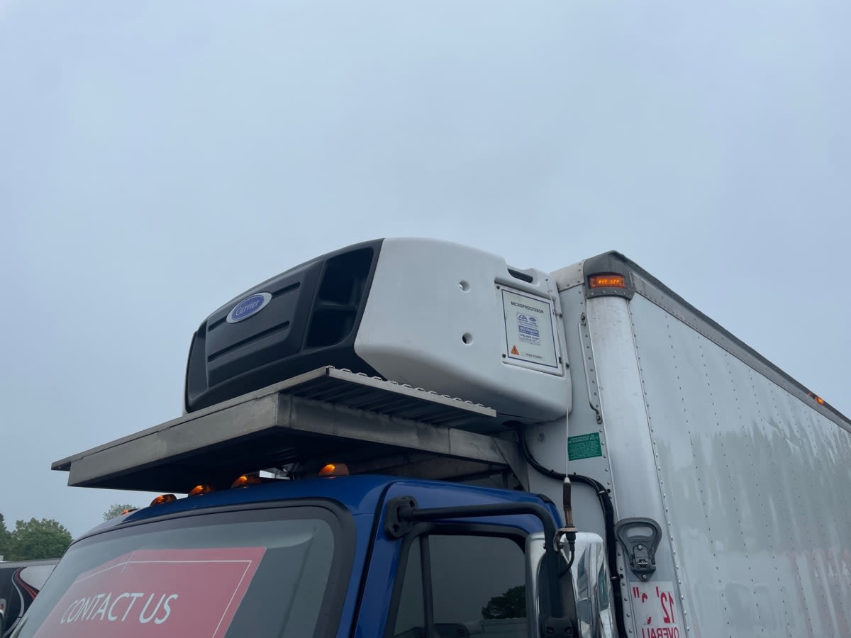 2019 Freightliner M2 106 808454