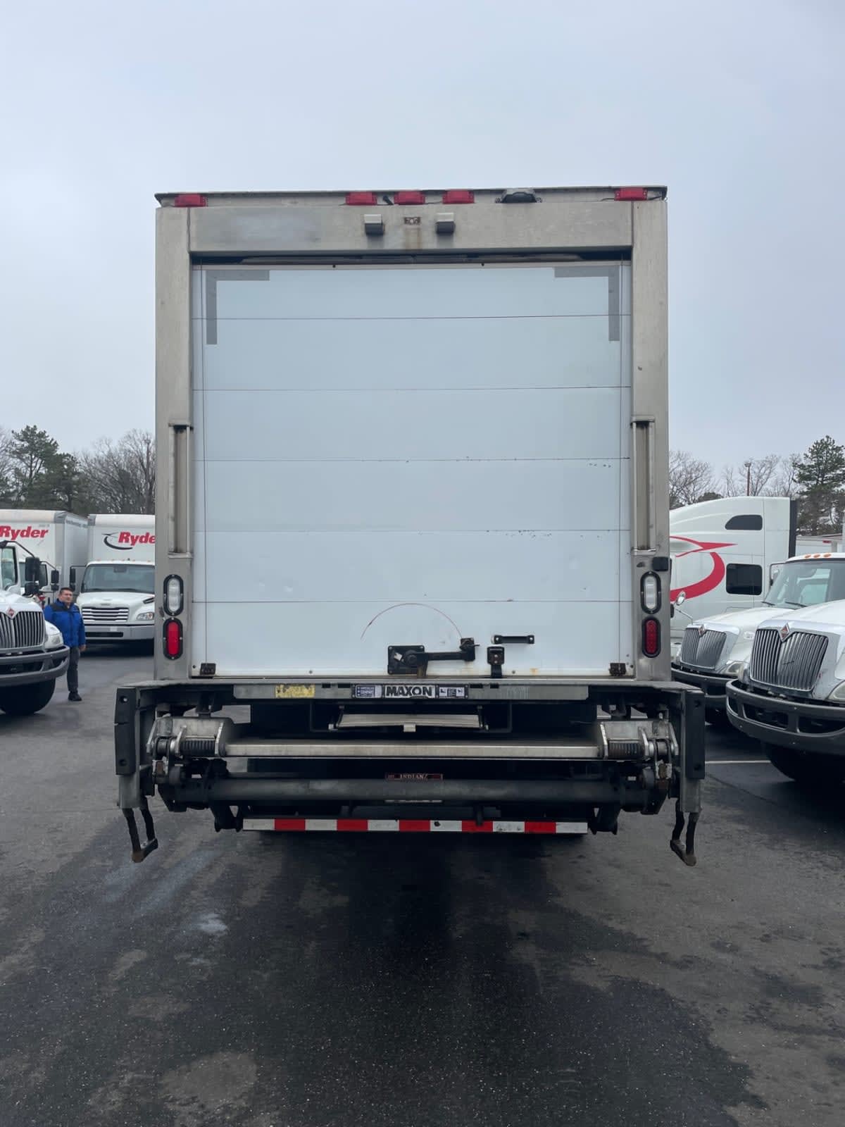 2019 Freightliner/Mercedes M2 106 808455