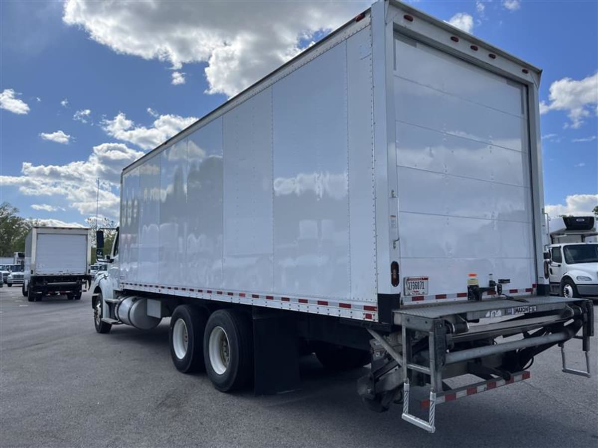 2019 Freightliner/Mercedes M2 112 808469