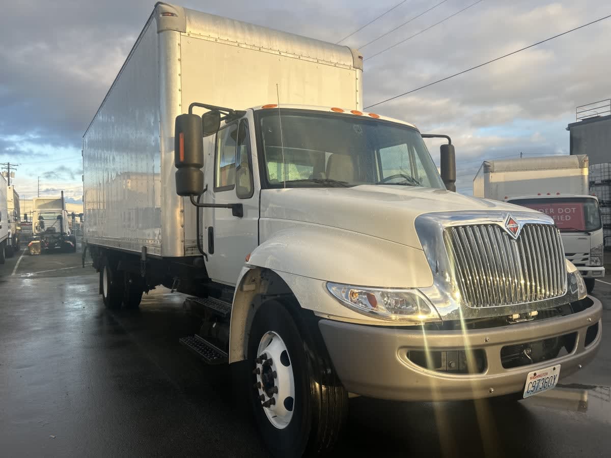 2019 Navistar International 4300 808502