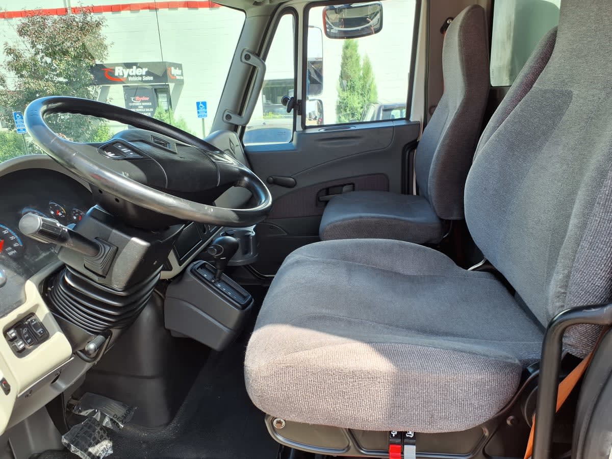 2019 Navistar International 4300 808574