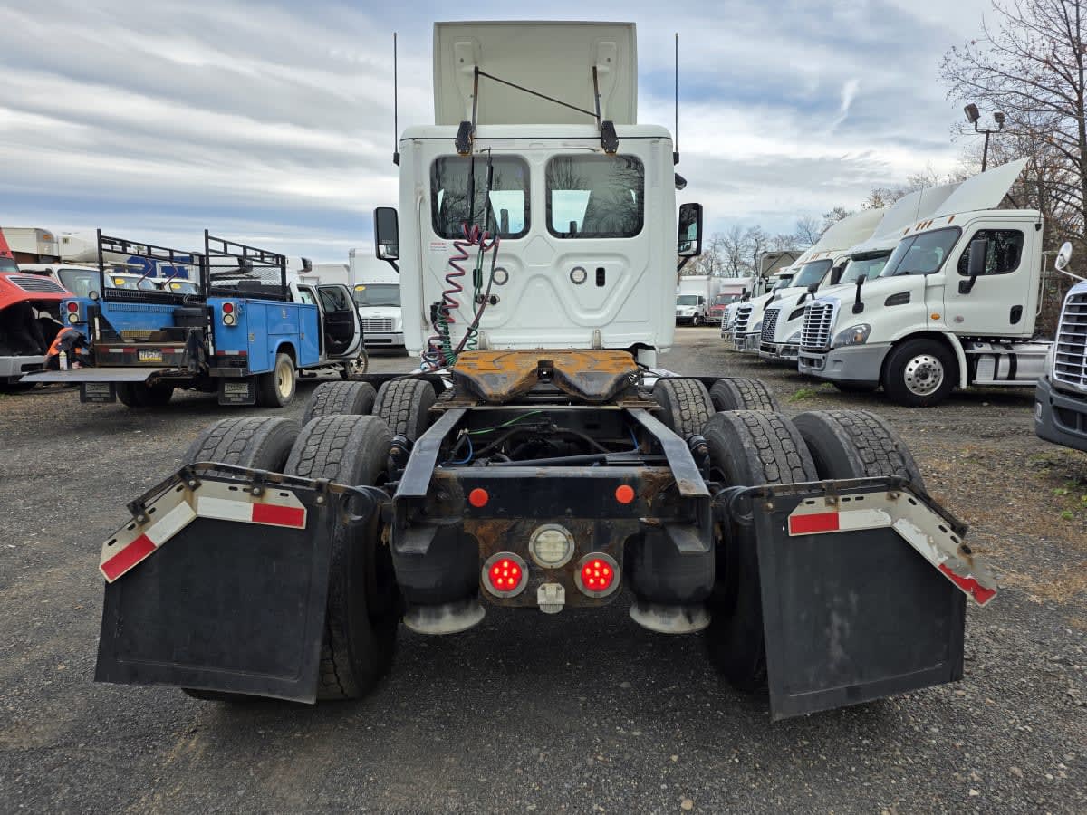 2019 Freightliner/Mercedes CASCADIA 125 808621