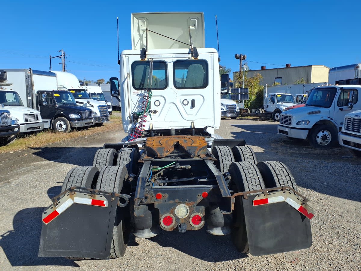 2019 Freightliner/Mercedes CASCADIA 125 808625