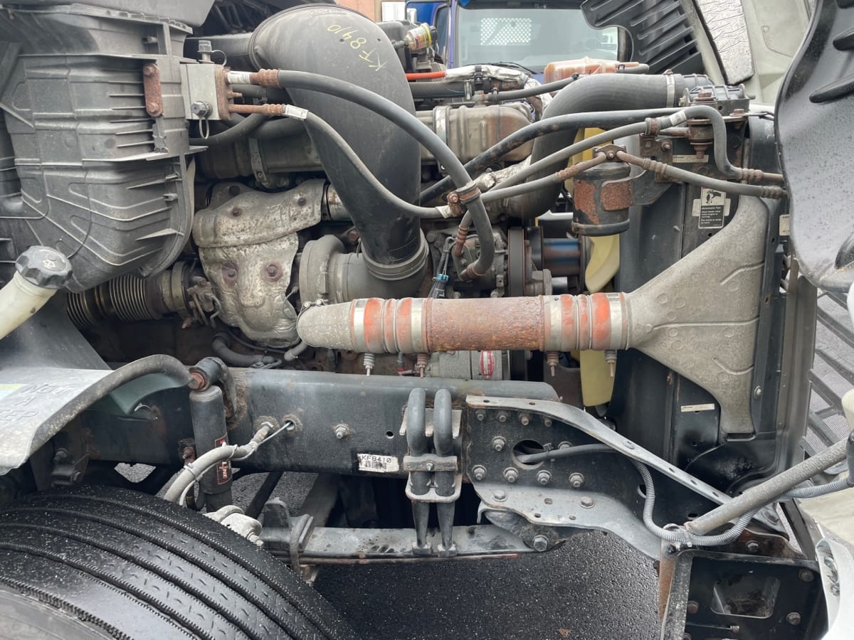 2019 Freightliner/Mercedes CASCADIA 125 808626