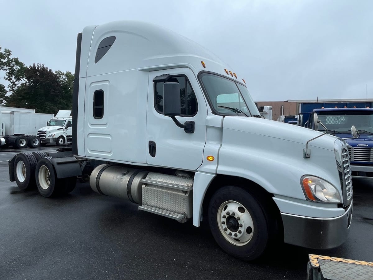 2019 Freightliner/Mercedes CASCADIA 125 808626