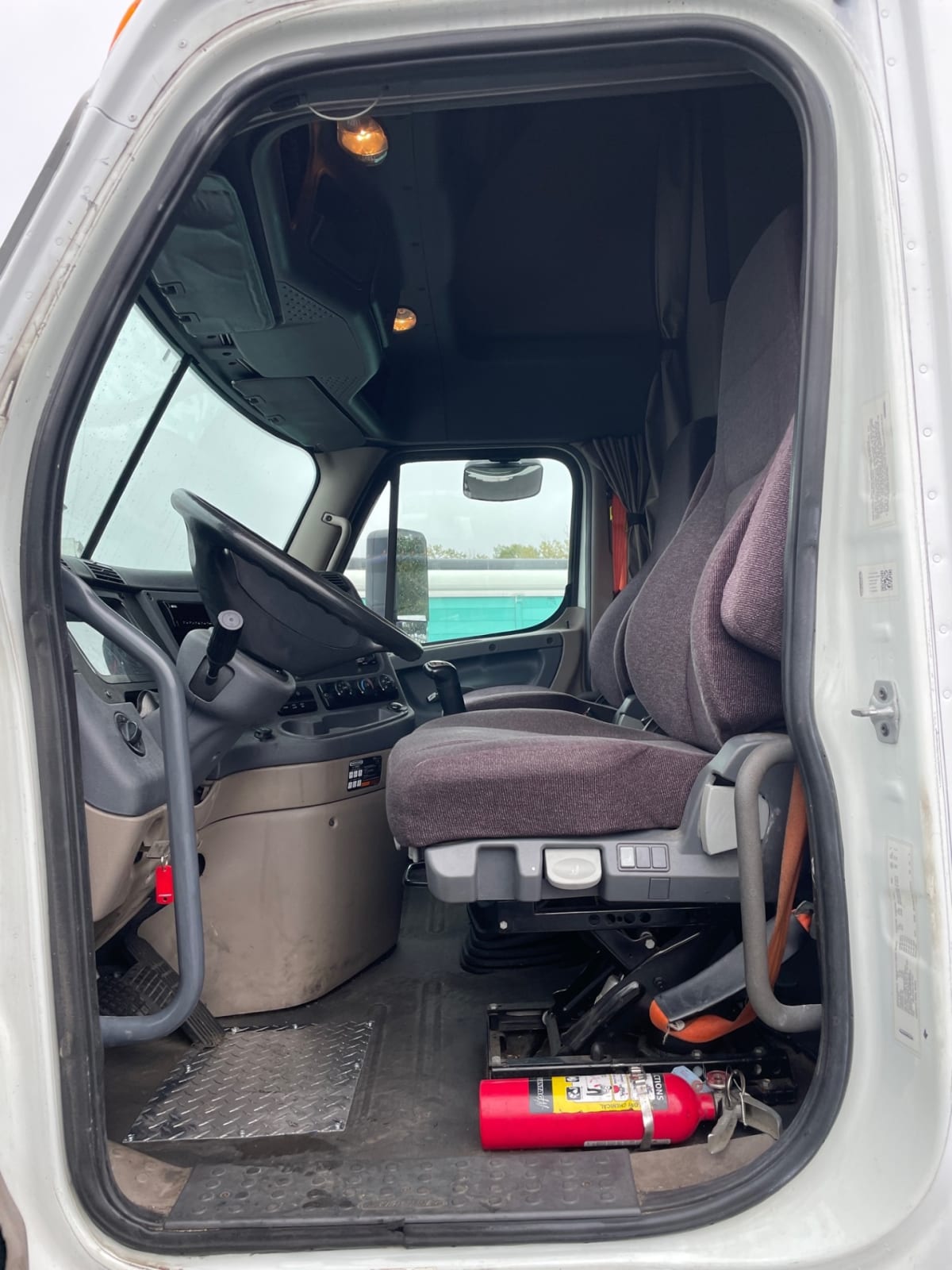 2019 Freightliner/Mercedes CASCADIA 125 808626