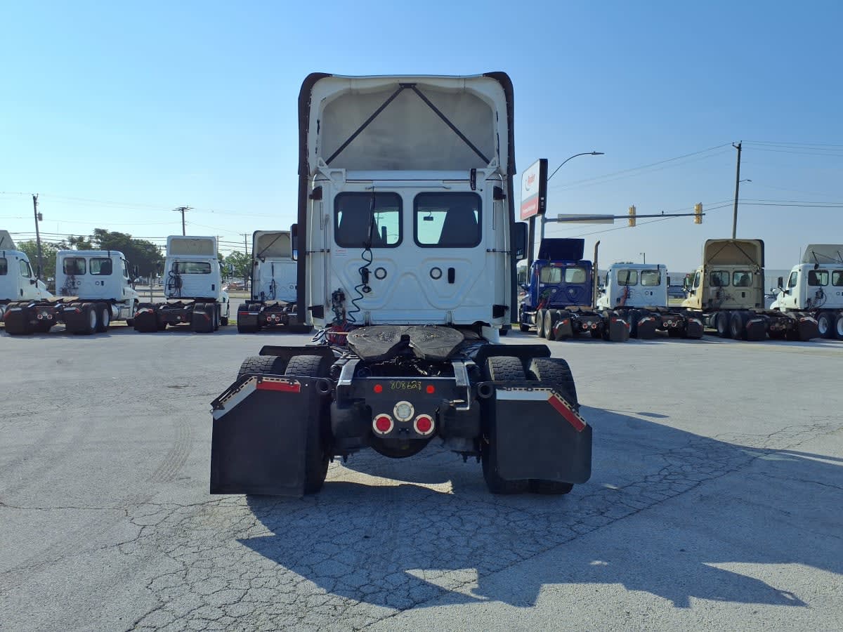 2019 Freightliner CASCADIA 113 808628
