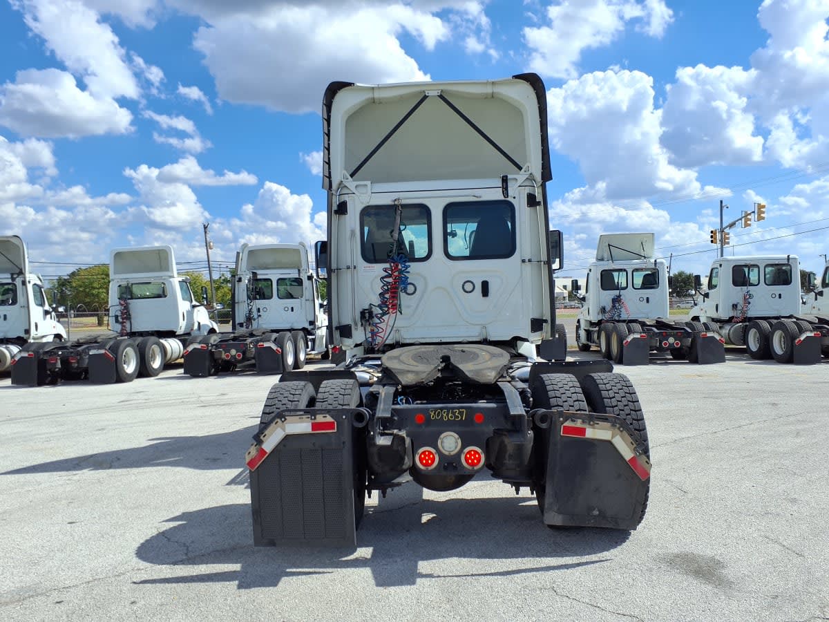 2019 Freightliner/Mercedes CASCADIA 113 808637