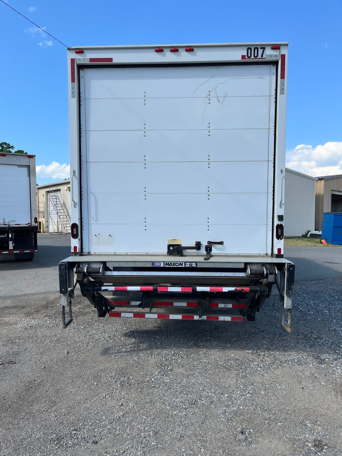 2019 Freightliner/Mercedes M2 106 808673