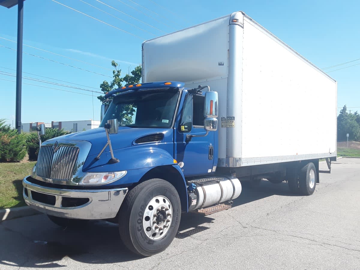 2019 Navistar International 4300 808676