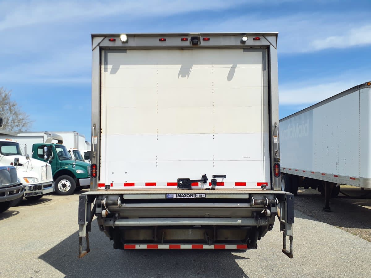 2019 Freightliner/Mercedes M2 106 808703