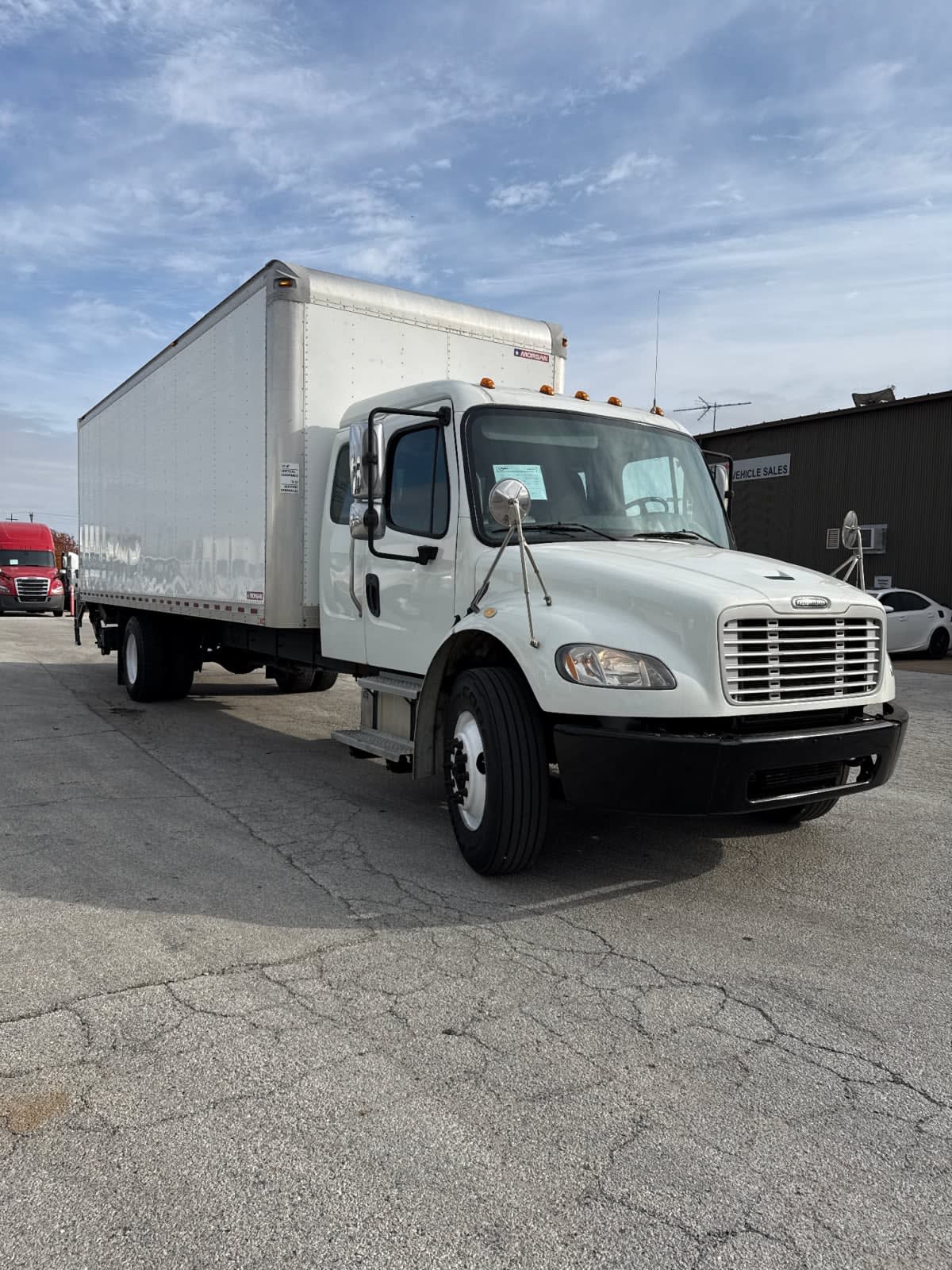 2019 Freightliner/Mercedes M2 106 808754