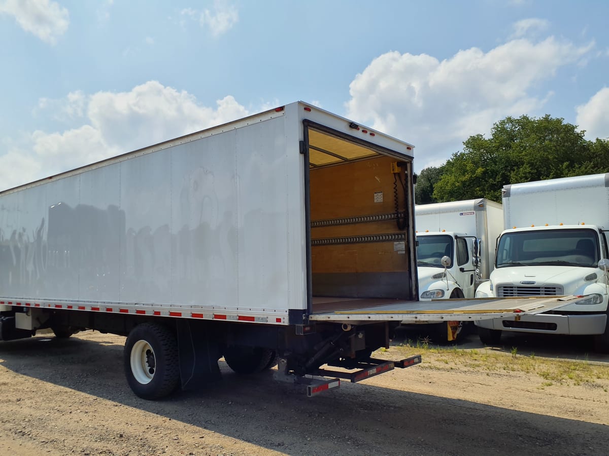 2019 Freightliner/Mercedes M2 106 808789