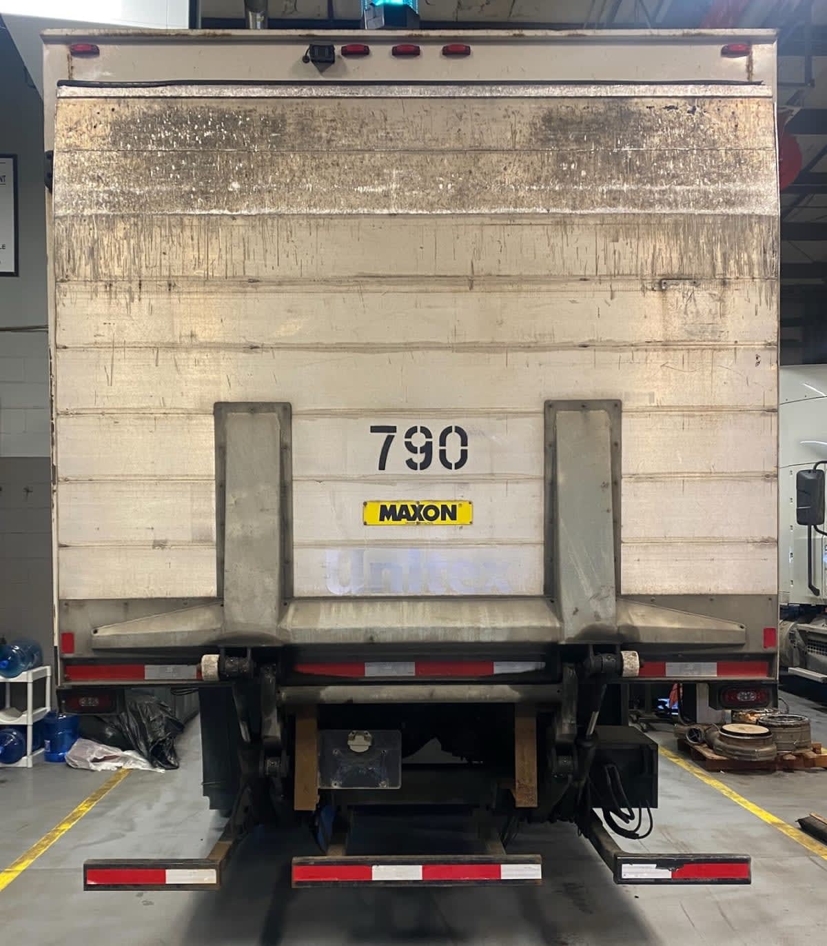 2019 Freightliner/Mercedes M2 106 808790