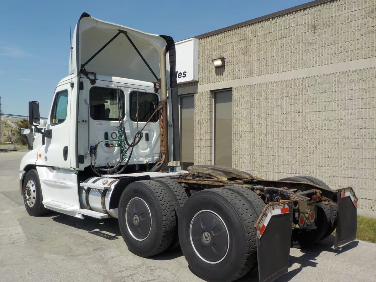2019 Freightliner/Mercedes CASCADIA 125 808799