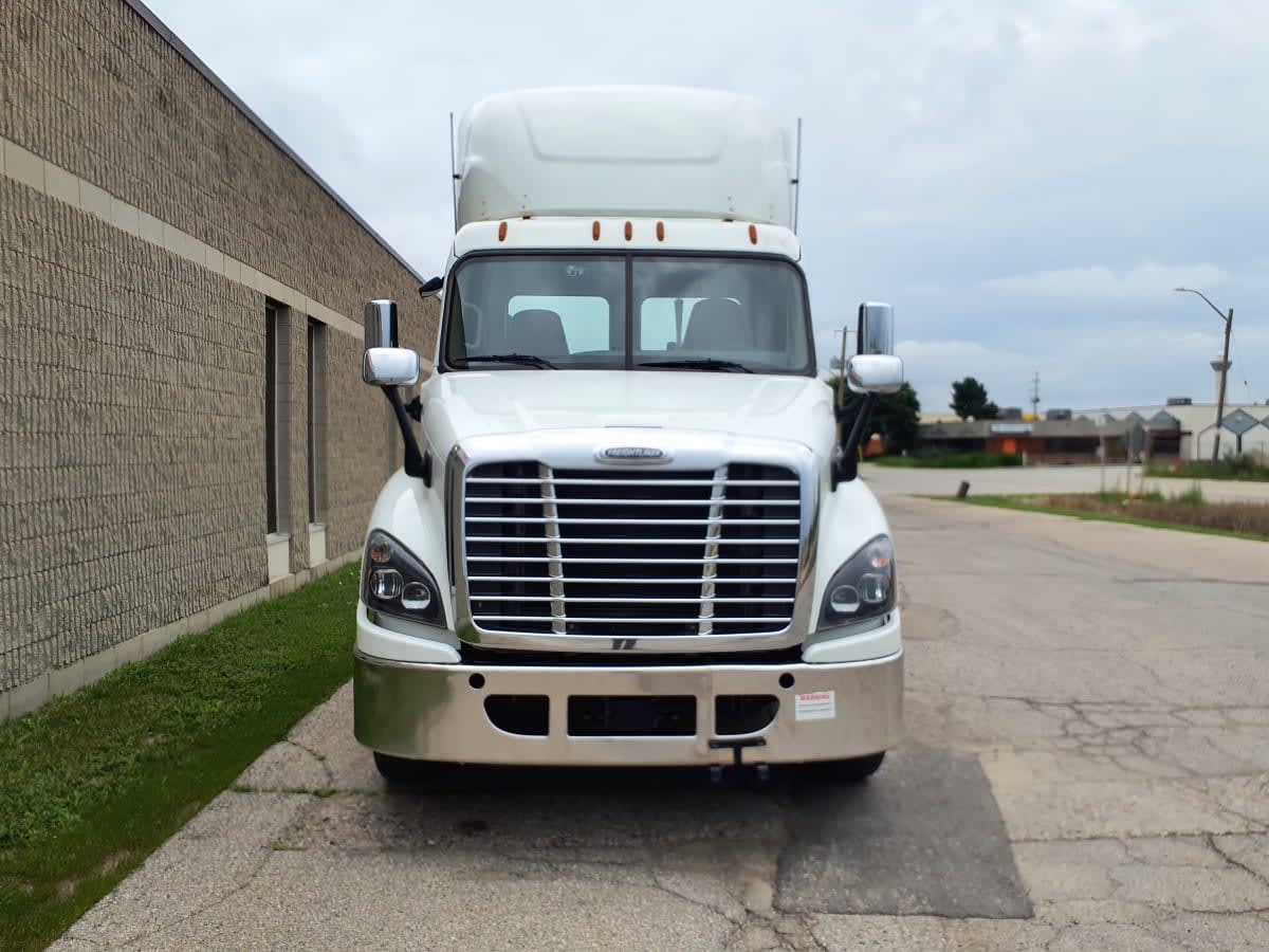 2019 Freightliner CASCADIA 125 808801