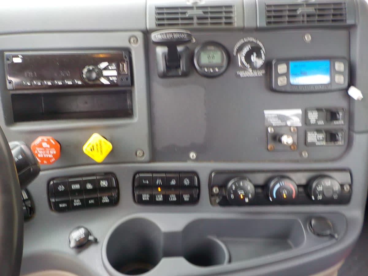 2019 Freightliner/Mercedes CASCADIA 125 808802