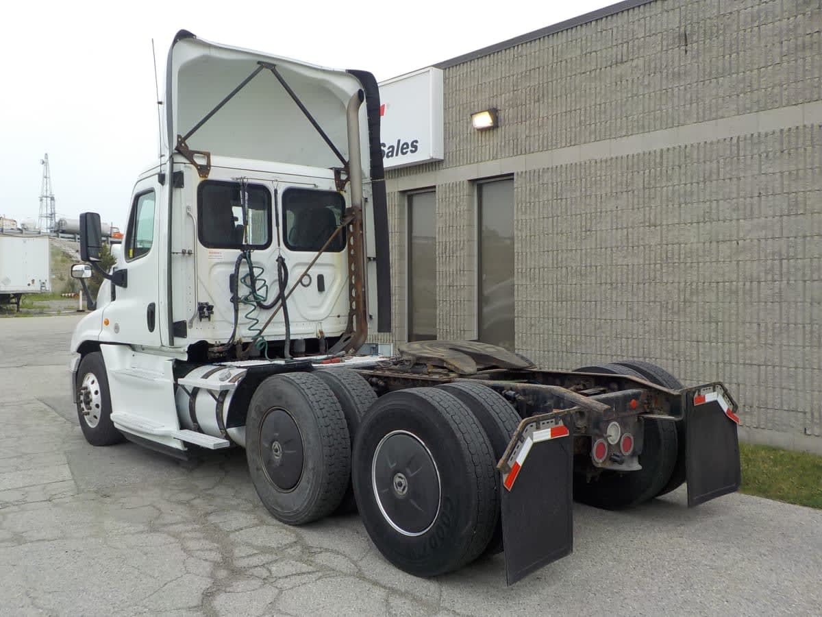 2019 Freightliner/Mercedes CASCADIA 125 808802
