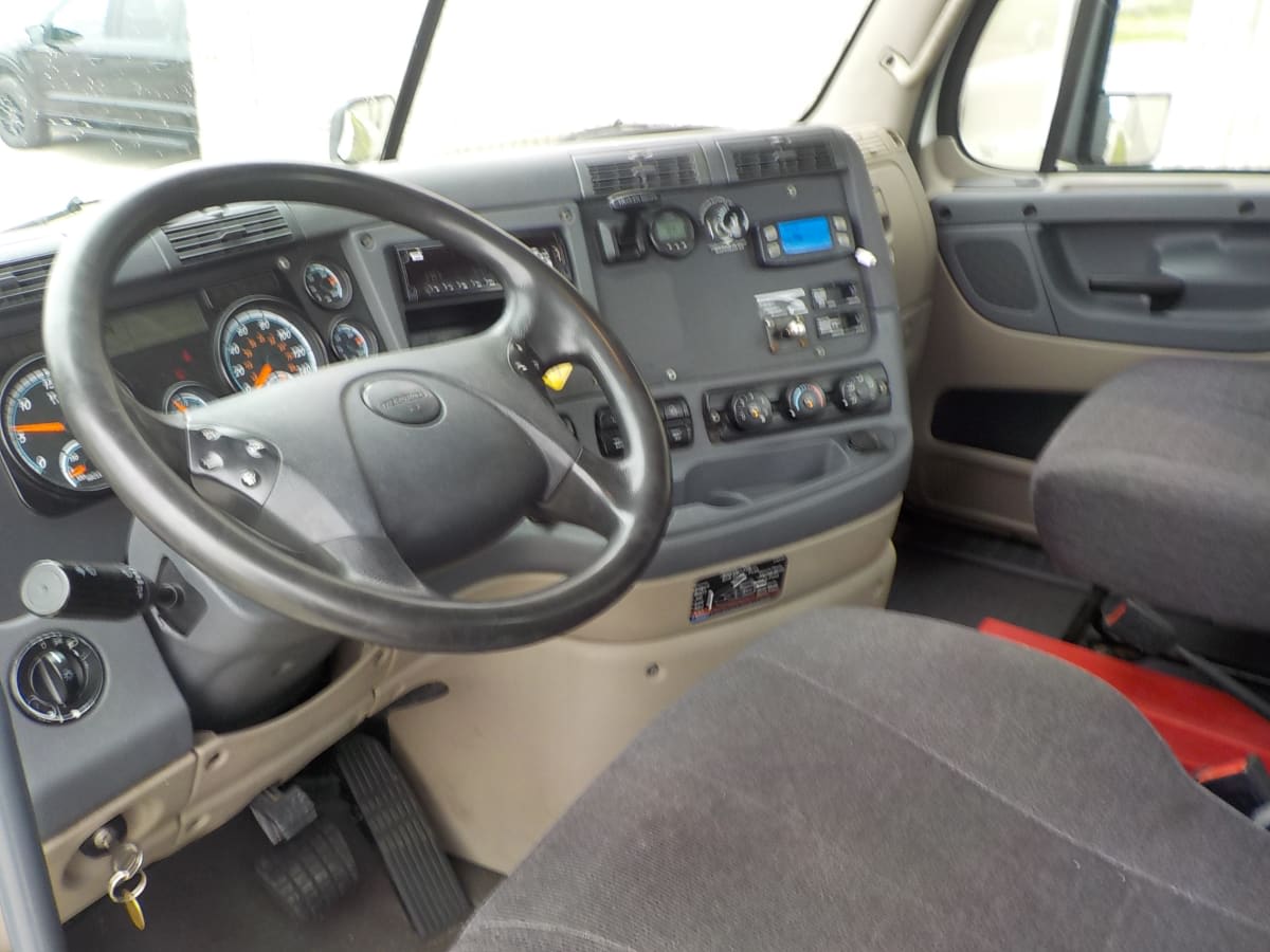 2019 Freightliner/Mercedes CASCADIA 125 808802
