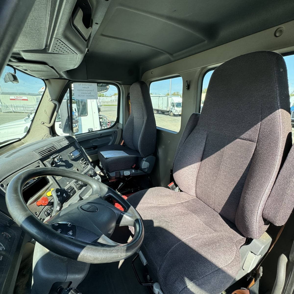 2019 Freightliner/Mercedes CASCADIA 125 808819