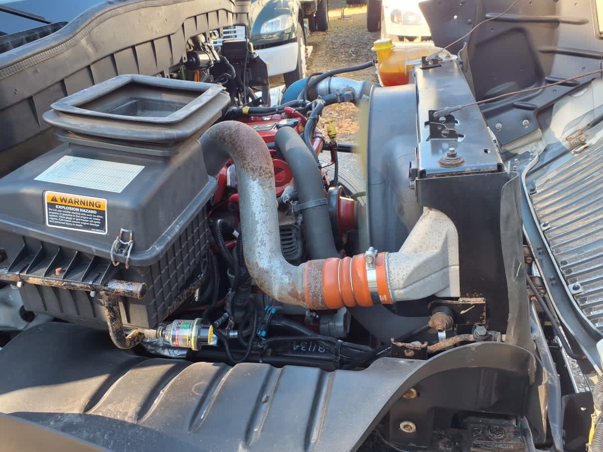 2019 Navistar International 4300 SBA 808827