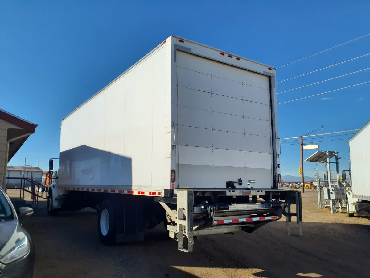 2019 Freightliner M2 106 - image 6