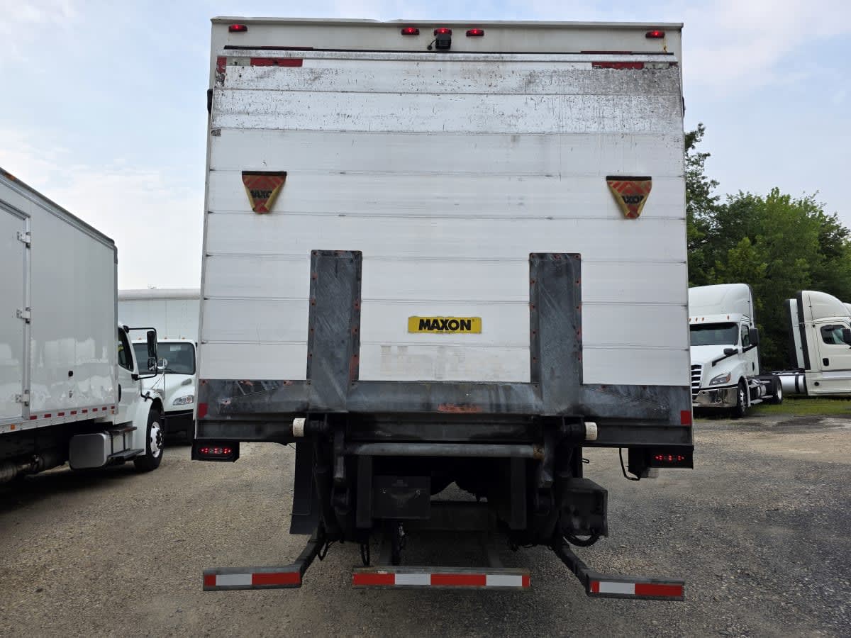 2019 Freightliner M2 106 808868