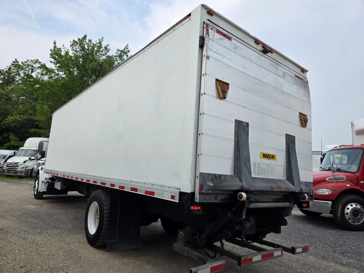 2019 Freightliner M2 106 808868