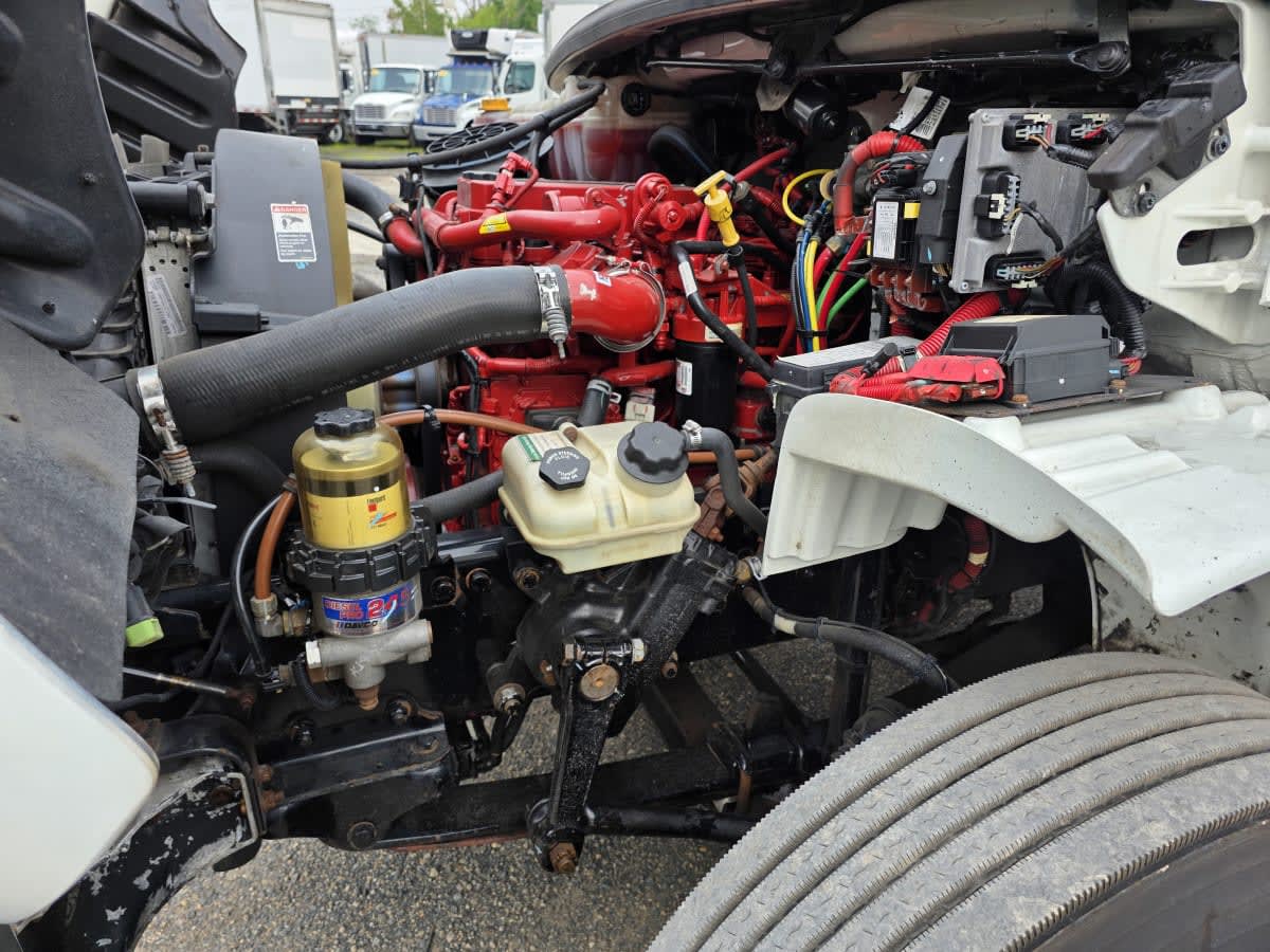 2019 Freightliner M2 106 808868