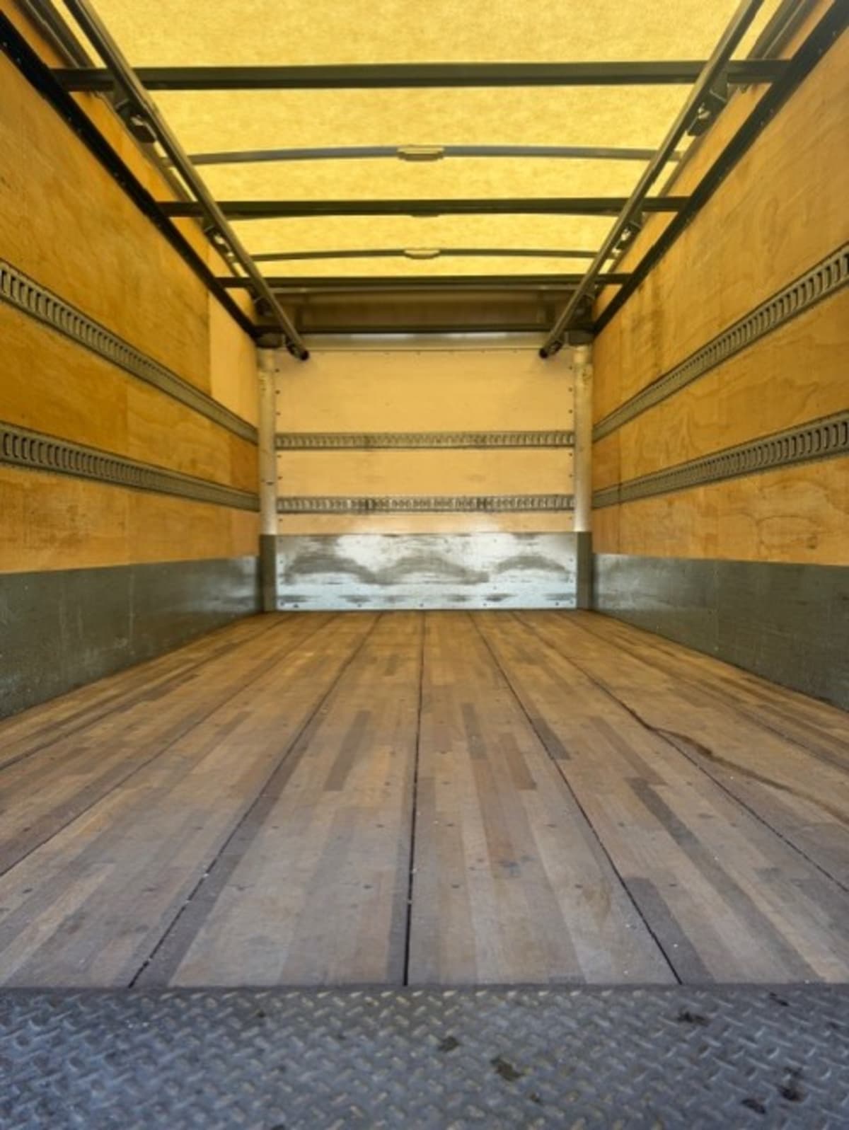 2019 Isuzu NQR 808916